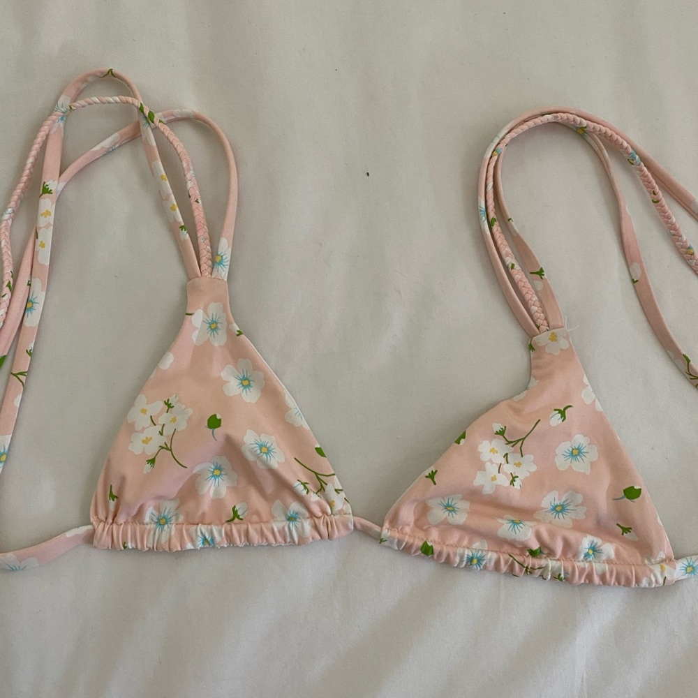 Frankies Bikinis Top